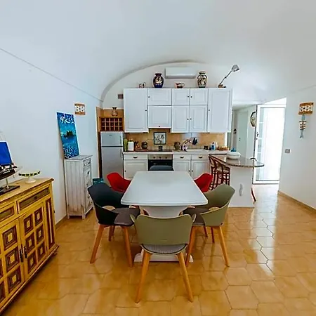 Casa Silvana, - Relaxando En El * Capri