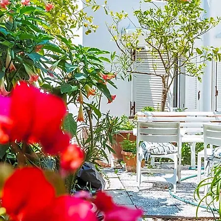 Casa Silvana, - Relaxando En El * Capri