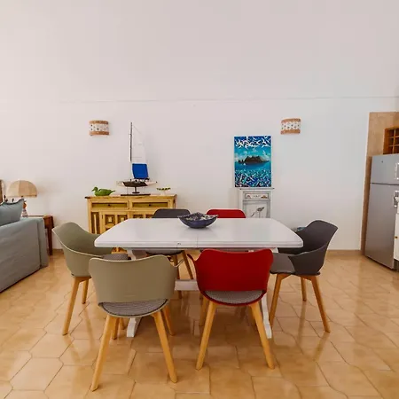 Casa Silvana, - Relaxando En El